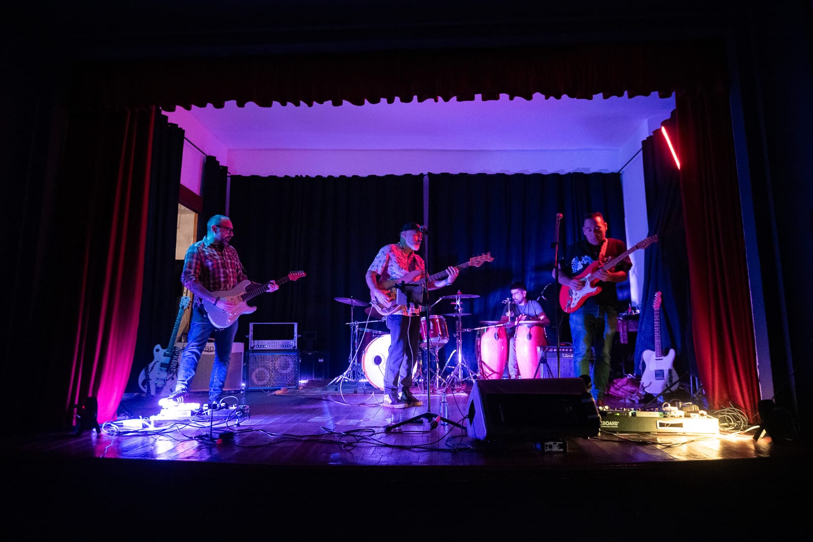 Monk Blues Band tocando en directo